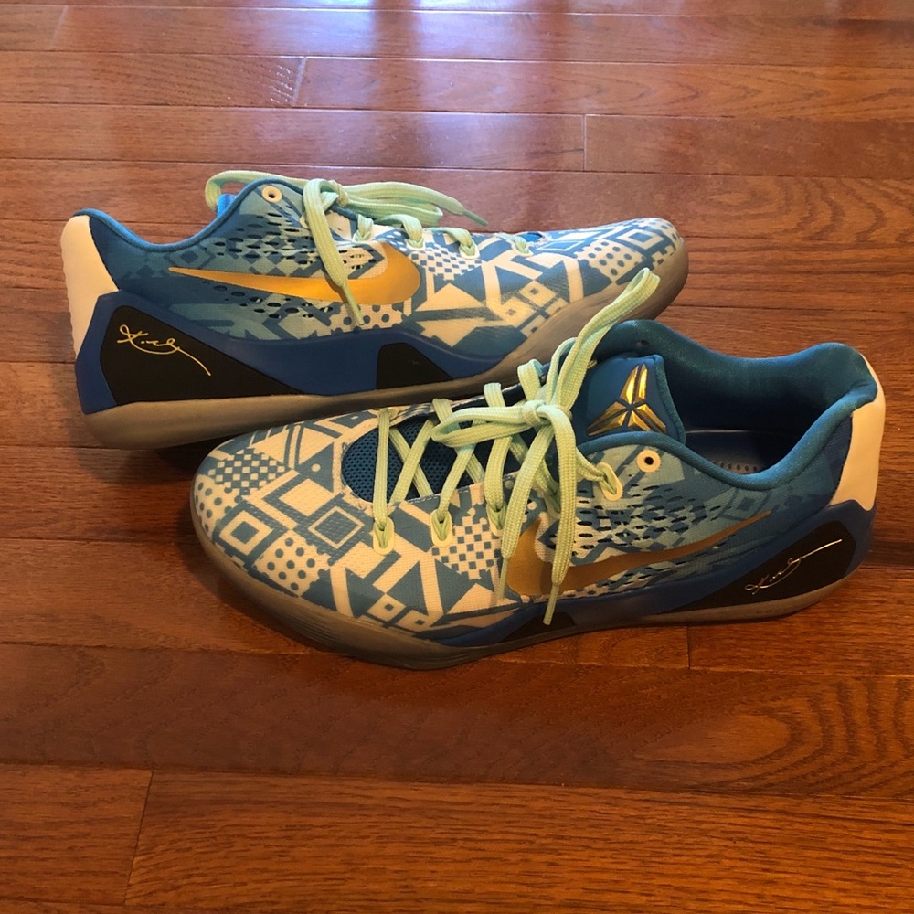Kobe 9 Hyper Cobalt